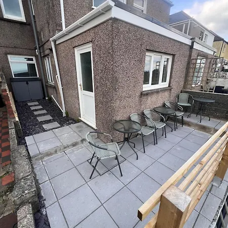 The 145 House In Swansea City Centre, Train, Beach, Mumbles, Gower Exterior photo